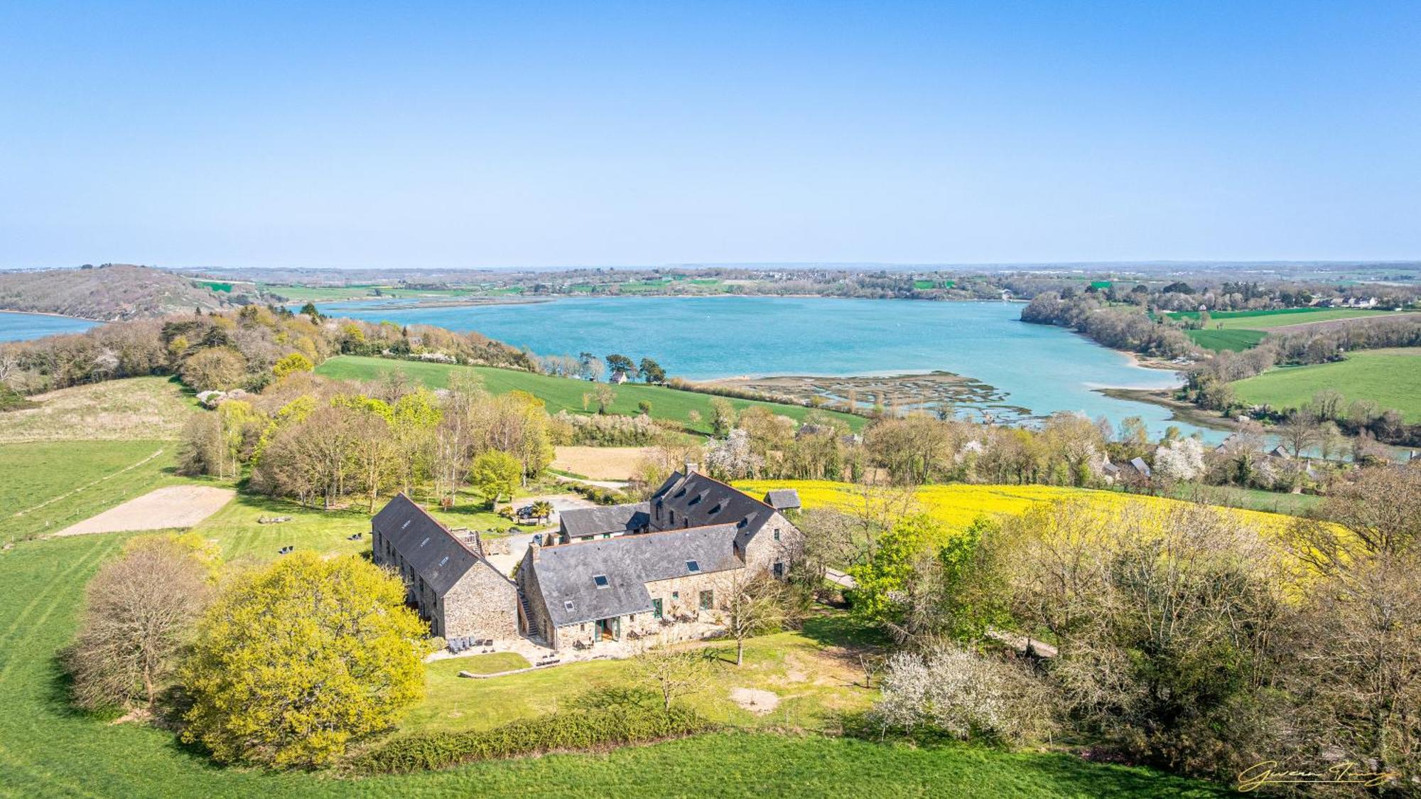 马努瑞古若黛酒店 Plouër-sur-Rance 外观 照片